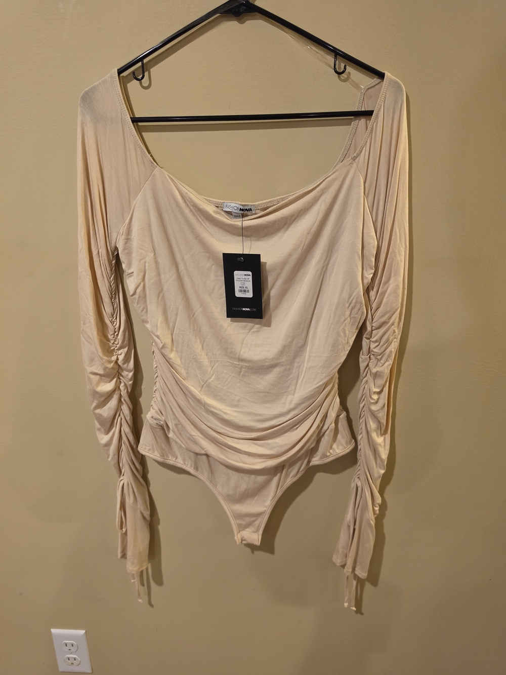 Fashion Nova Nude Ruched Long Sleeve Bodysuit
